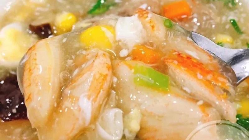 Khám phá cách nấu súp ghẹ ngọt ngào, bổ dưỡng cho cả gia đình vào cuối tuần