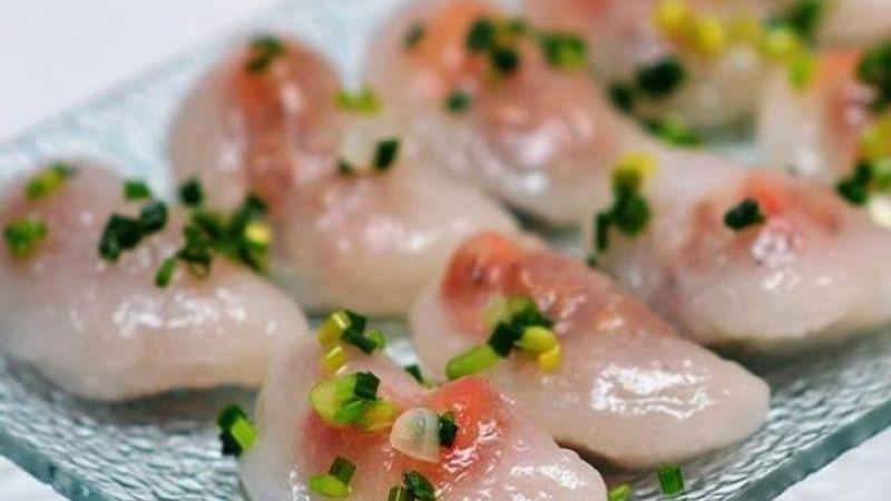 Hướng dẫn làm bánh bột lọc nhân tôm thịt đơn giản tại nhà, mang đến hương vị tuyệt vời cho bữa ăn gia đình.