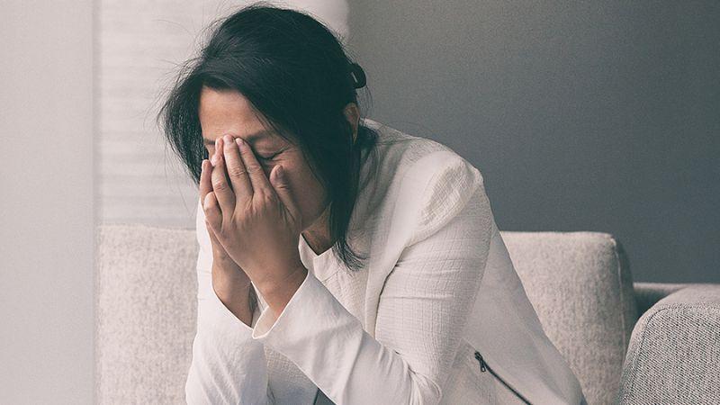 Tinh dầu hoa nhài mang lại nhiều lợi ích tuyệt vời cho sức khỏe và tinh thần. Vậy bạn đã khám phá hết công dụng của nó chưa?