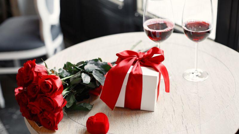 Khám phá bộ sưu tập status Valentine đầy cảm hứng, những caption ngọt ngào cho ngày lễ tình nhân 14/2, lãng mạn và ý nghĩa nhất.