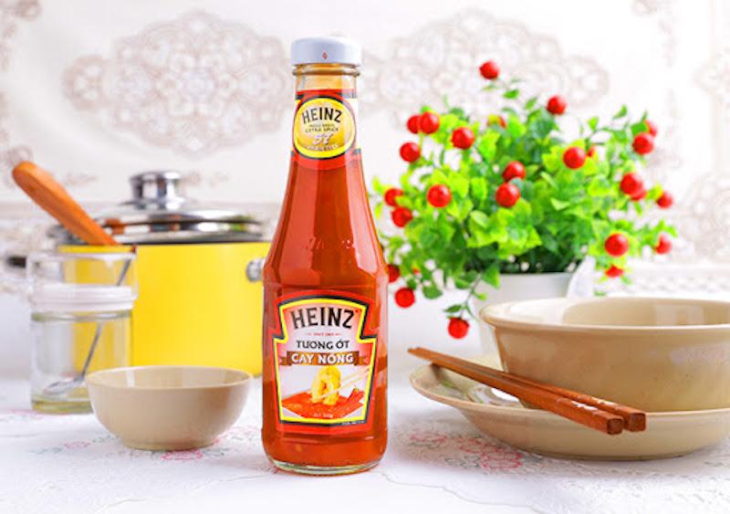 Tương ớt HEINZ – món gia vị hoàn hảo mà các tín đồ KFC vẫn luôn tìm kiếm bấy lâu nay.