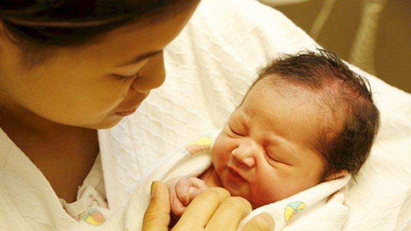 Vàng da ở trẻ sơ sinh: Nguyên nhân và mức độ nguy hiểm của nó như thế nào?
