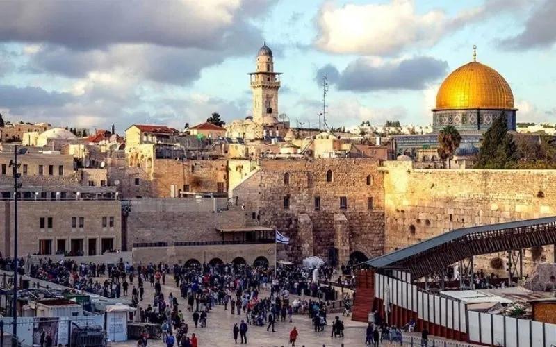 Khám phá những kinh nghiệm du lịch Israel và những điều thú vị bạn không thể bỏ qua khi đến thăm đất nước này.