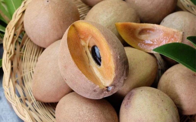 Ăn sapoche, liệu bạn sẽ chọn cách thưởng thức nóng hay mát? Mặc dù có vẻ như sapoche có thể nóng, nhưng thực tế, quả này lại chứa đựng vô vàn lợi ích tuyệt vời cho sức khỏe.
