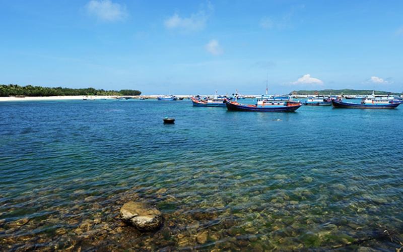Khám phá 8 điểm đến mê mẩn tại đảo ngọc Phú Quý