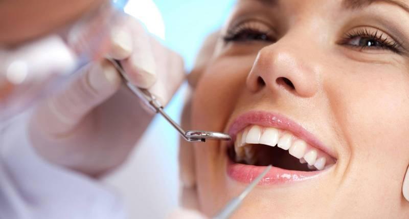 Có nên sử dụng chỉ nha khoa đều đặn không? Thời điểm nào là hợp lý để sử dụng?