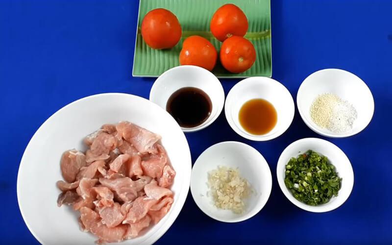 Hướng dẫn cách chế biến món thịt băm sốt cà chua thơm ngon, dễ làm ngay tại nhà, đem lại hương vị đậm đà, phù hợp cho bữa ăn gia đình.