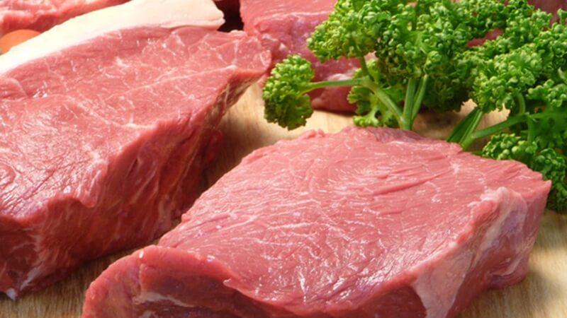 100g thịt heo cung cấp bao nhiêu calo? Liệu ăn thịt heo có tốt cho sức khỏe không?