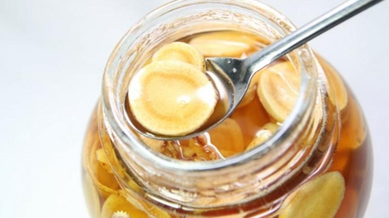 Hướng dẫn làm sâm khô ngâm mật ong dễ dàng, tốt cho sức khỏe