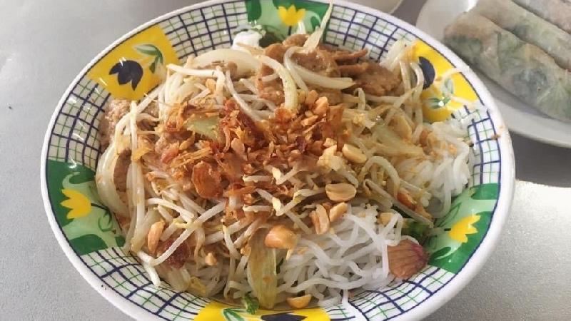 Khám phá ngay 5 quán ăn chay vừa ngon vừa giá rẻ tại Sài Gòn, luôn tấp nập khách ra vào