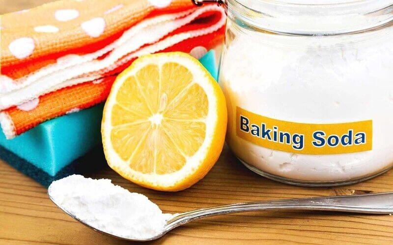 Hướng dẫn làm sạch vết nấm mốc trên quần áo với các nguyên liệu sẵn có trong nhà.