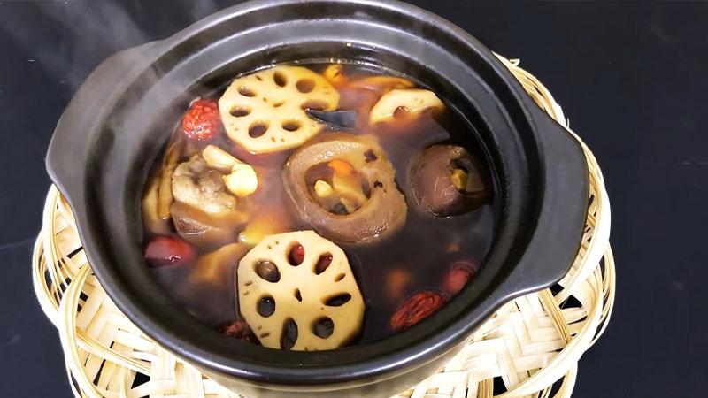 Khám phá cách nấu món bò tiềm thuốc bắc bổ dưỡng, không chỉ mang đến hương vị thơm ngon mà còn hỗ trợ sức khỏe cho cả gia đình.