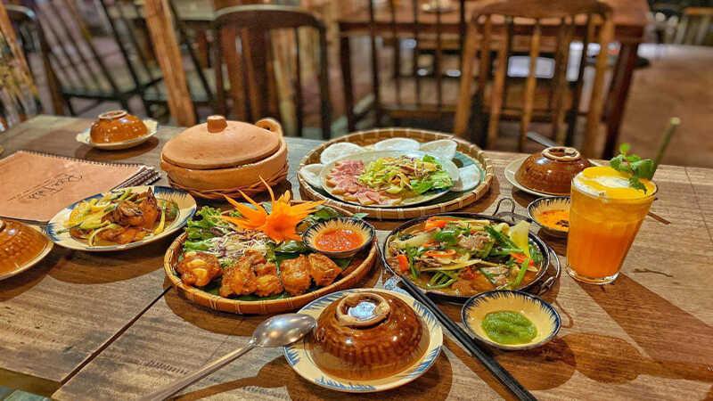 Khám phá 5 quán ăn gia đình ấm cúng tại quận 1, là lựa chọn lý tưởng cho những buổi sum vầy cùng người thân.