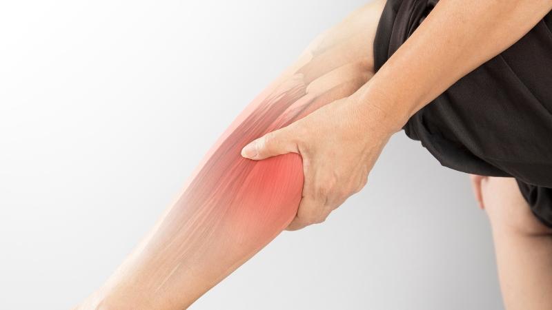 Đau cơ sau khi tập gym là hiện tượng không thể tránh khỏi, nhưng làm sao để giảm bớt cơn đau một cách hiệu quả? Dưới đây là 7 phương pháp tự nhiên giúp bạn nhanh chóng hồi phục.