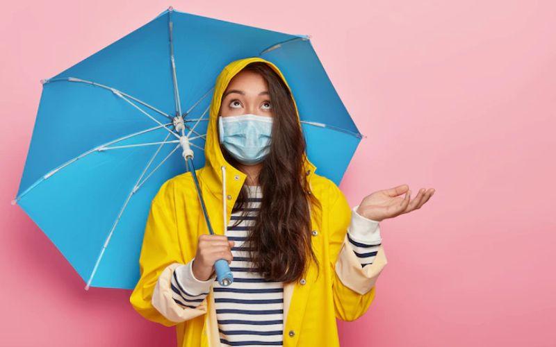Khi gặp phải tình trạng trúng gió, chúng ta cần phải làm gì để giảm thiểu các triệu chứng và phục hồi nhanh chóng? Cùng tìm hiểu các phương pháp xử lý hiệu quả.