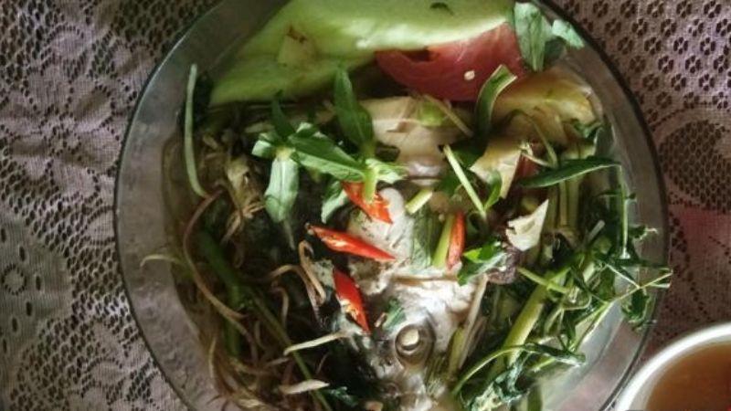 Khám phá công thức nấu canh chua cá trôi mang đậm hương vị miền quê, đậm đà khó quên.