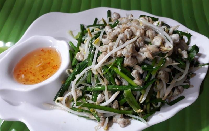 Khám phá cách chế biến hến xào giá hẹ thanh nhẹ, ngọt ngào tự nhiên, mang đến sự hòa quyện hoàn hảo cho mỗi bữa ăn.