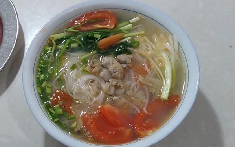Hướng dẫn cách chế biến món bún nghêu ngọt ngào, thơm lừng và đậm đà ngay tại căn bếp của bạn một cách dễ dàng, nhanh chóng.