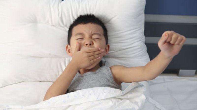 Hãy tránh la mắng trẻ vào những thời điểm nhạy cảm để bảo vệ tâm hồn trẻ thơ.