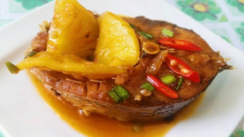 Cách chế biến cá trắm kho thơm đậm đà, món ăn khiến bữa cơm thêm phần hấp dẫn và khó cưỡng.