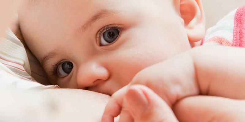 Loại sữa công thức nào là sự lựa chọn tốt nhất cho trẻ sơ sinh từ 0 - 6 tháng tuổi? Hãy tìm hiểu để lựa chọn đúng đắn giúp bé phát triển khỏe mạnh ngay từ những ngày đầu đời.