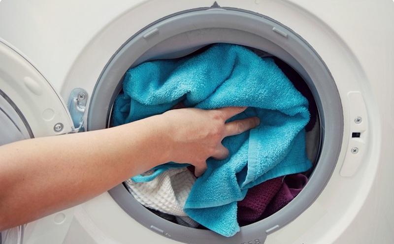 Cách đơn giản để khử trùng quần áo tại nhà, bảo vệ sức khỏe trong mùa dịch bệnh