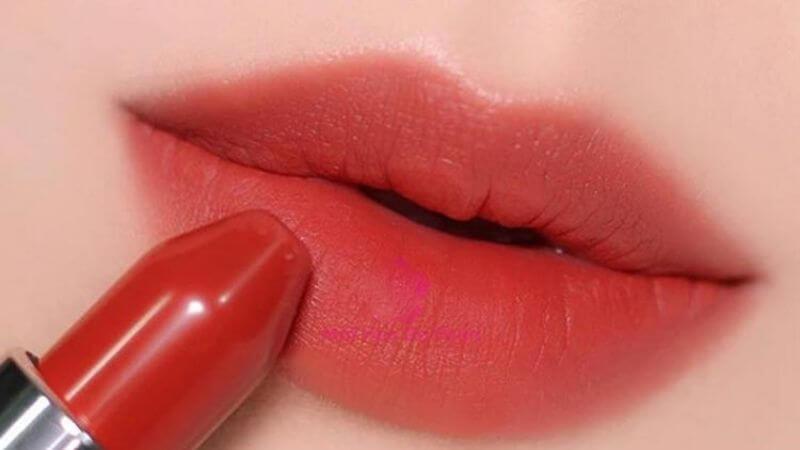 5 món đồ trang điểm giúp da ngăm thêm phần tự tin và tỏa sáng