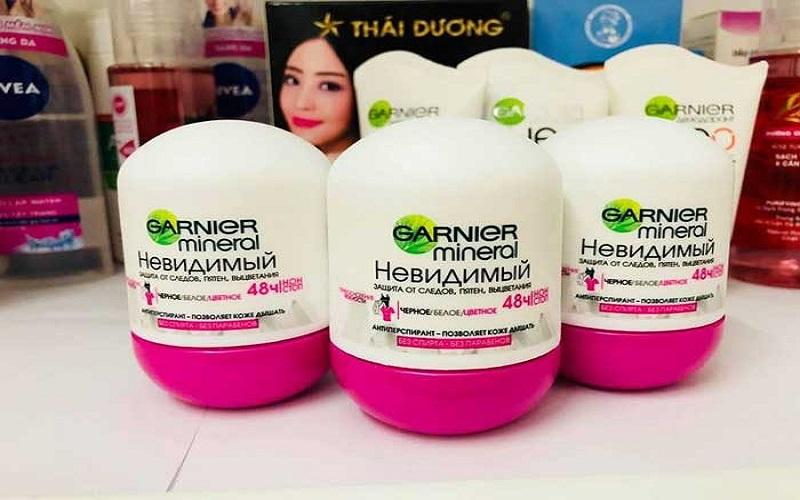 Giữ vững sự tự tin với 7 loại lăn khử mùi giúp bạn thơm mát suốt ngày dài, đặc biệt dành cho phái đẹp