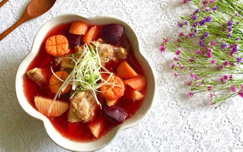 10 món canh tuyệt vời giúp bổ máu, nâng cao sức khỏe hiệu quả, mang lại năng lượng cho cơ thể mỗi ngày.