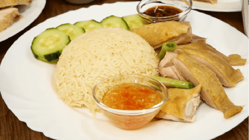 Hướng dẫn cách nấu cơm gà Hải Nam ngon chuẩn vị, dễ làm ngay tại nhà