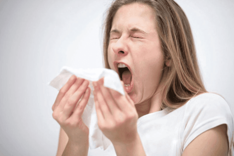 Mặc dù dầm mưa mang lại cảm giác thú vị, nhưng nó lại tiềm ẩn rất nhiều nguy cơ cho sức khỏe của bạn.