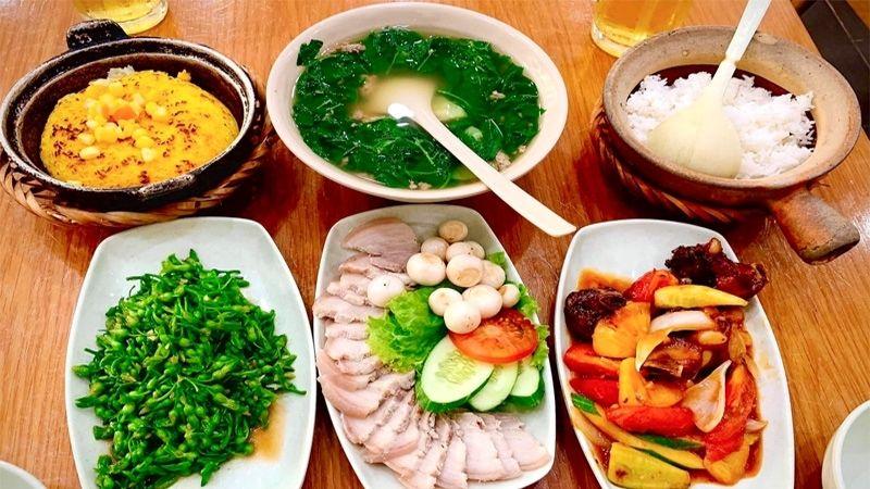 Khám phá những địa chỉ ẩm thực hấp dẫn tại khu Trung Sơn, huyện Bình Chánh, nơi bạn sẽ tìm thấy nhiều món ăn ngon miệng với mức giá hợp lý.