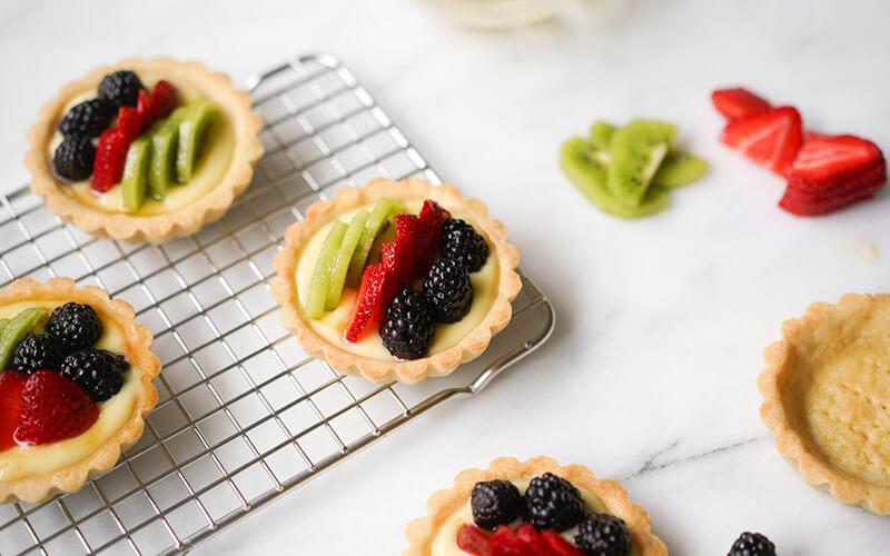 Khám phá công thức làm bánh tart trái cây – món ăn không chỉ hấp dẫn về hình thức mà còn bổ dưỡng, chắc chắn sẽ khiến cả gia đình bạn phải mê mẩn.