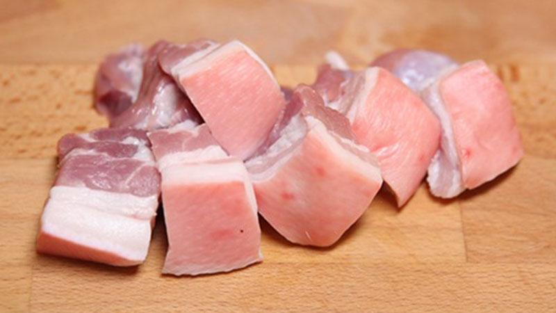 Chỉ cần một đĩa thịt kho su hào, bạn sẽ bào hết nồi cơm ngay lập tức