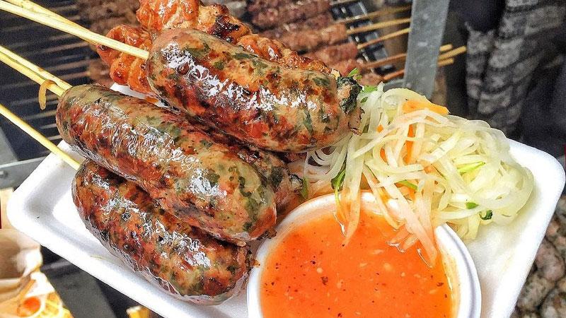 Hướng dẫn làm dồi sụn nướng thơm lừng, giòn dai, hấp dẫn đến từng miếng.