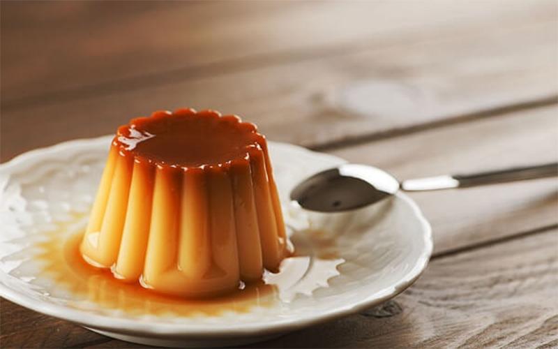 Hướng dẫn làm caramen bánh flan chuẩn vị nhà hàng
