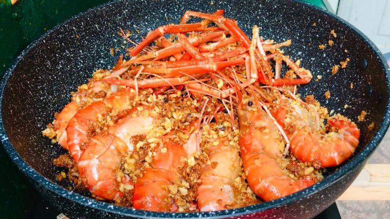 Hãy thử ngay công thức tôm càng xanh sốt bơ tỏi, món ăn mê mẩn mà ai cũng sẽ yêu thích ngay từ lần đầu thưởng thức.
