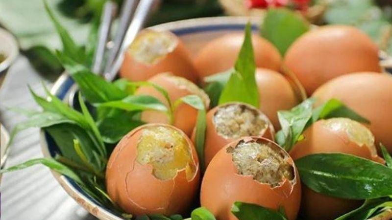 Hướng dẫn làm trứng gà nướng kiểu Thái Lan tại nhà, đảm bảo hương vị đậm đà mà không hề tanh.