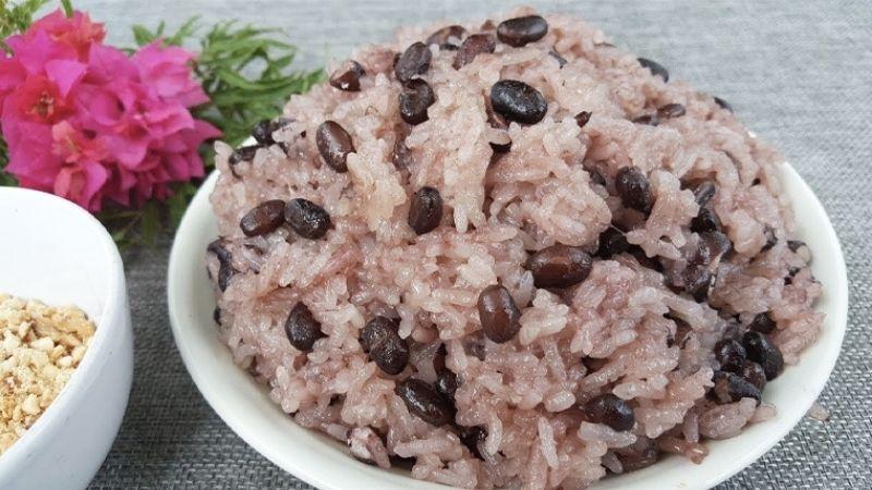 Khám phá cách nấu xôi đậu đen bùi bùi, thơm ngon hấp dẫn chỉ với nồi cơm điện