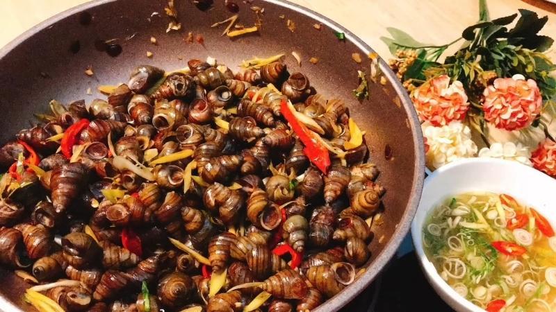 Khám phá bí quyết chế biến ốc vặn xào sả ớt, món ăn hấp dẫn khó cưỡng lại