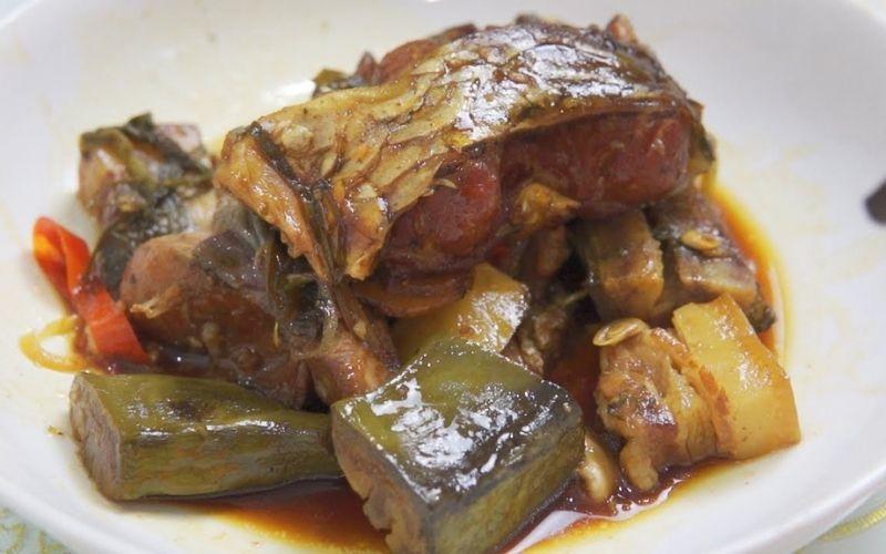 Khám phá công thức kho cá nheo đậm đà hương vị, dễ thực hiện ngay tại căn bếp của bạn.
