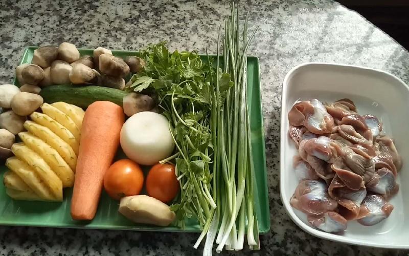 Hướng dẫn chế biến mề gà xào chua ngọt thơm ngon, hương vị đậm đà, ngấm từng miếng ăn.