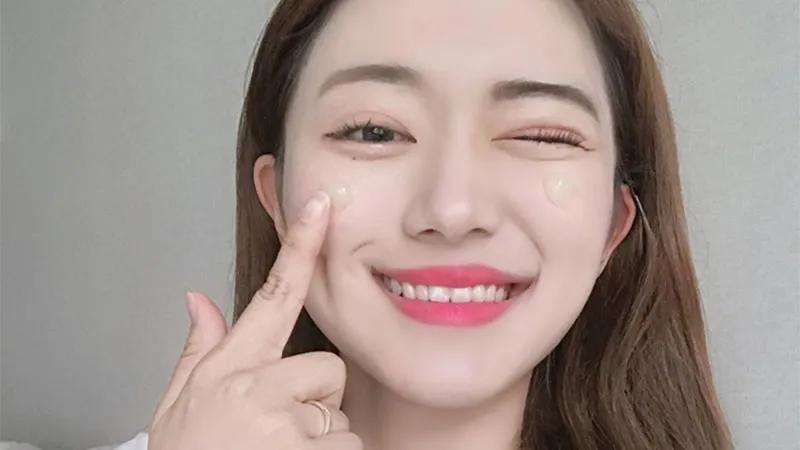 Khám phá công dụng tuyệt vời của sữa ong chúa trong việc làm đẹp