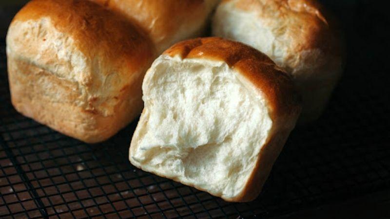 Khám phá ngay cách làm bánh mì sữa thơm ngon, đúng chuẩn Nhật Bản