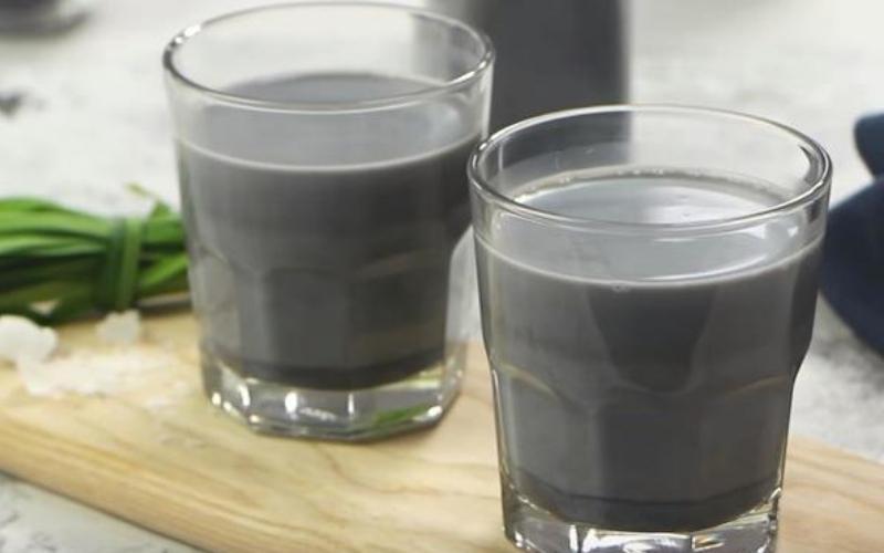 Hướng dẫn cách chế biến sữa mè đen bổ dưỡng, tốt cho mẹ bầu và giúp lợi sữa