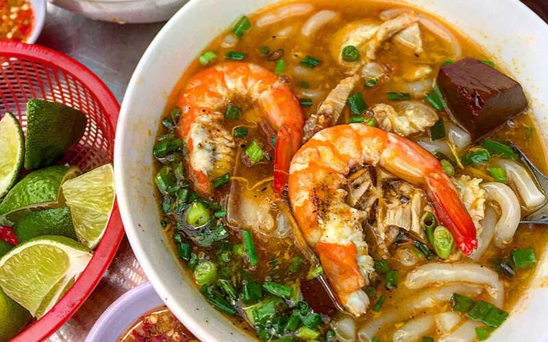 Khám phá 10 quán bánh canh cua tuyệt vời tại quận 1 mà bạn không thể bỏ lỡ