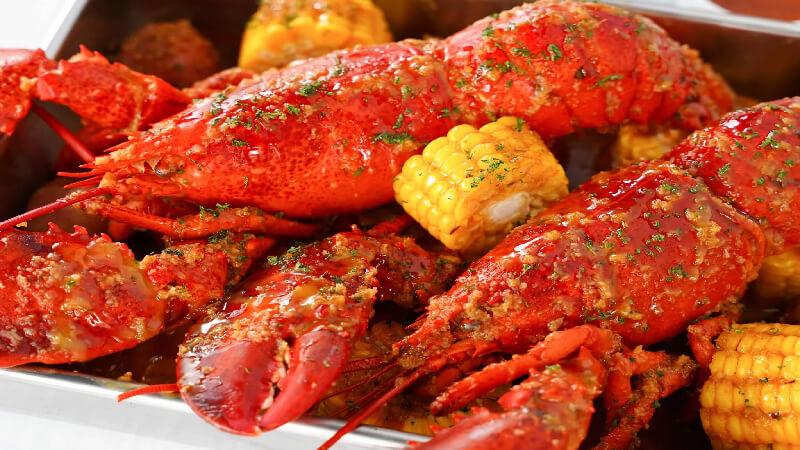 Khám phá 5 quán hải sản tươi ngon và nổi tiếng tại quận 10