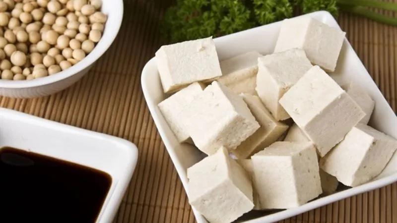 Mẹ bỉm sau sinh có thể ăn đậu phụ không? Những điều quan trọng cần lưu ý