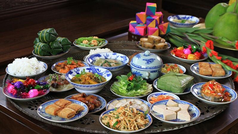 Lễ cúng tất niên Ất Tỵ 2025: Những bài cúng, mâm cúng và lễ nghi đặc sắc