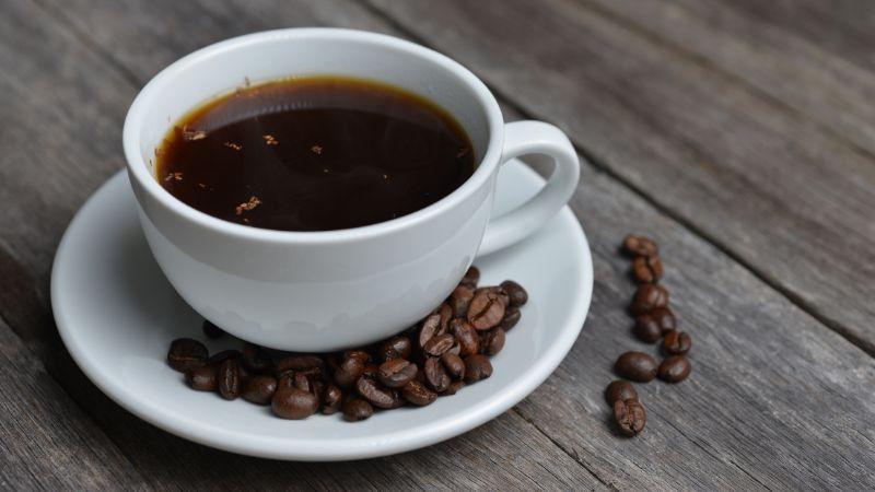 Americano là một thức uống cà phê nổi bật với sự kết hợp tinh tế giữa espresso và nước nóng. Hãy cùng khám phá nguồn gốc và những đặc điểm làm nên sức hấp dẫn của loại cà phê này.